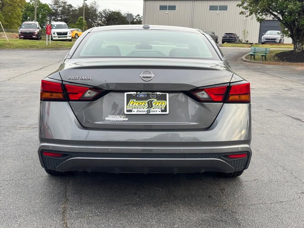 Certified 2025 Nissan Altima 2.5 SV image 4