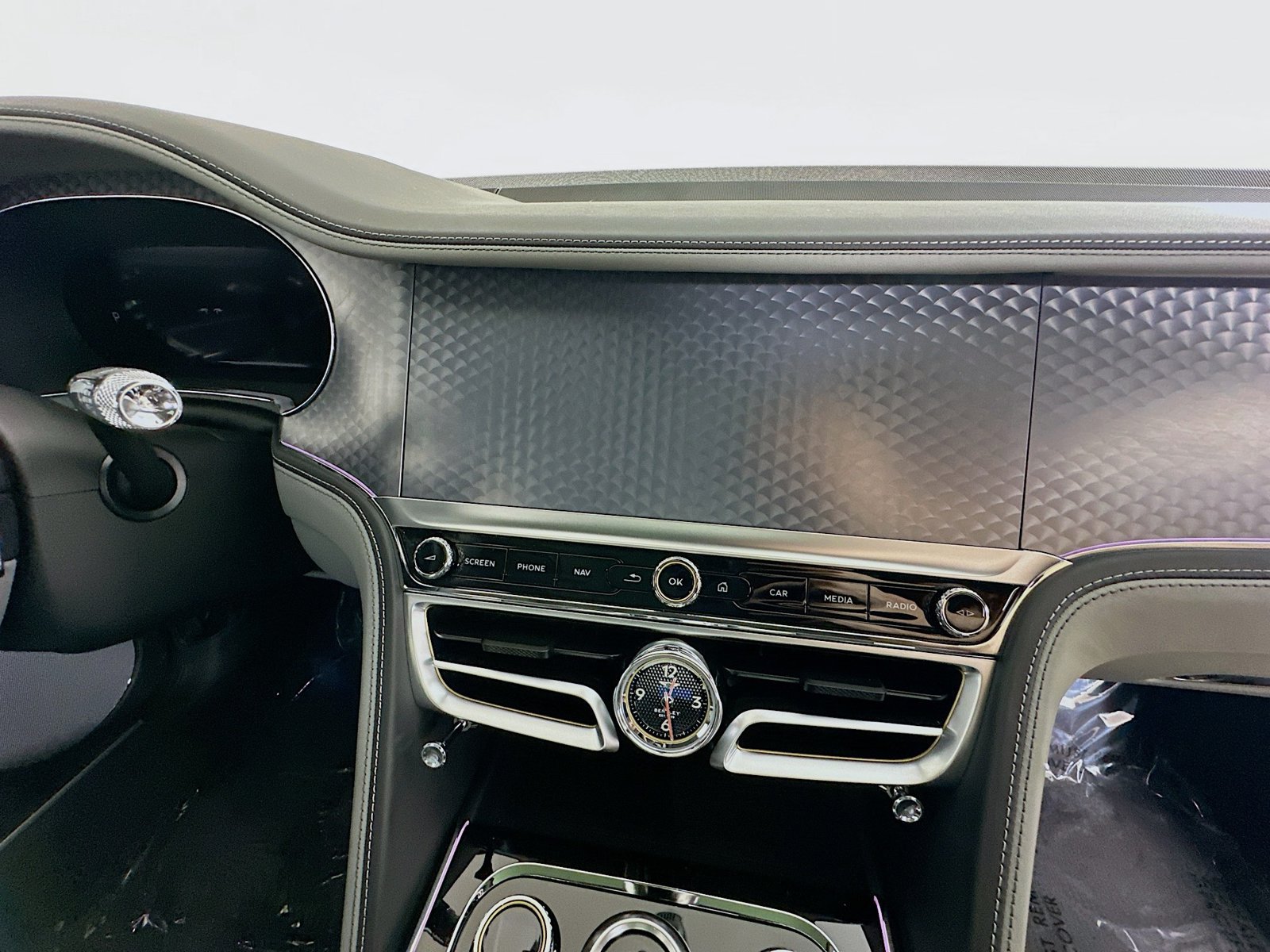 New 2026 Bentley Flying Spur V8 AWD/4WD image 70