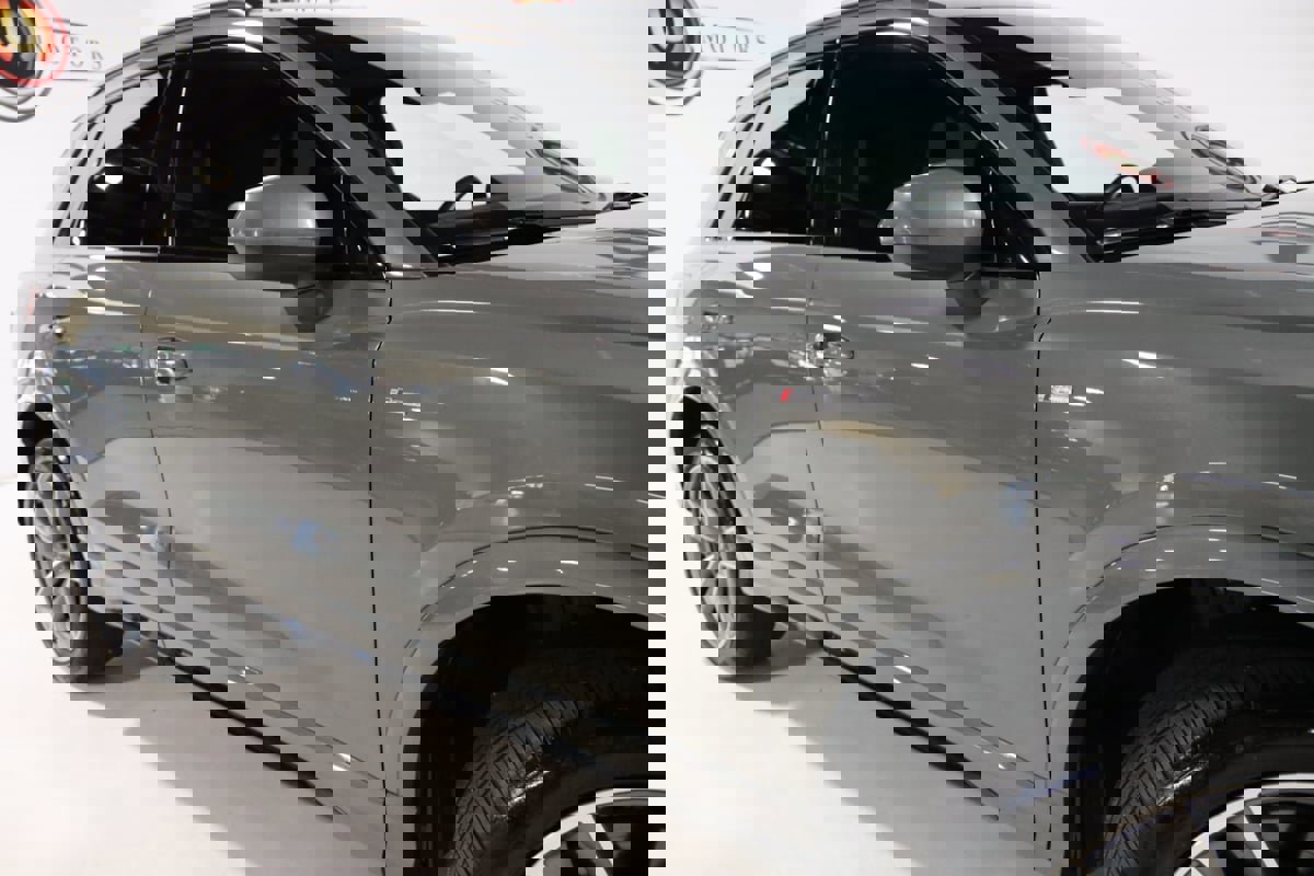 Used 2021 Audi Q3 2.0T Premium Plus w/ Premium Plus Package image 8