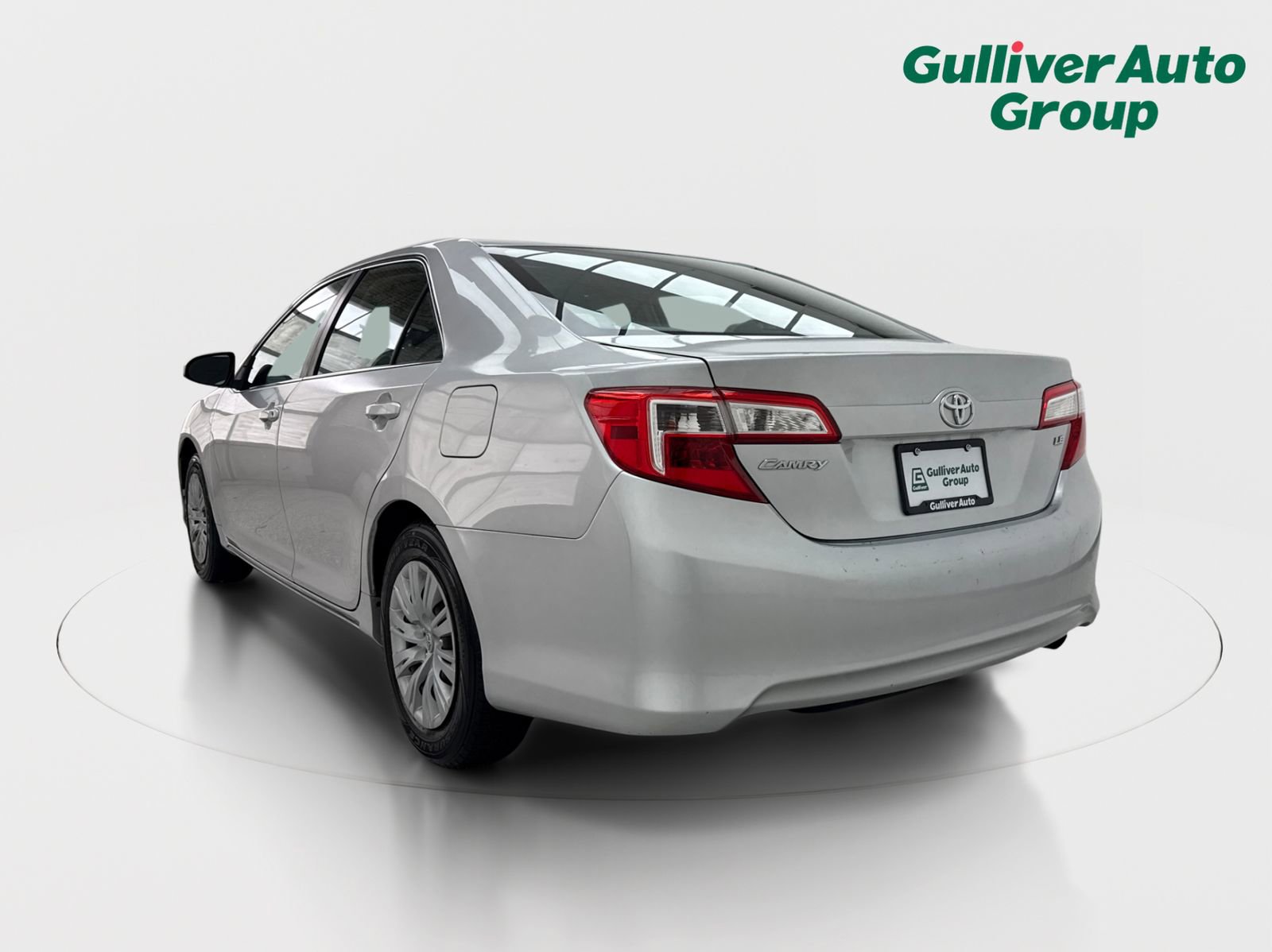 Used 2013 Toyota Camry LE image 5