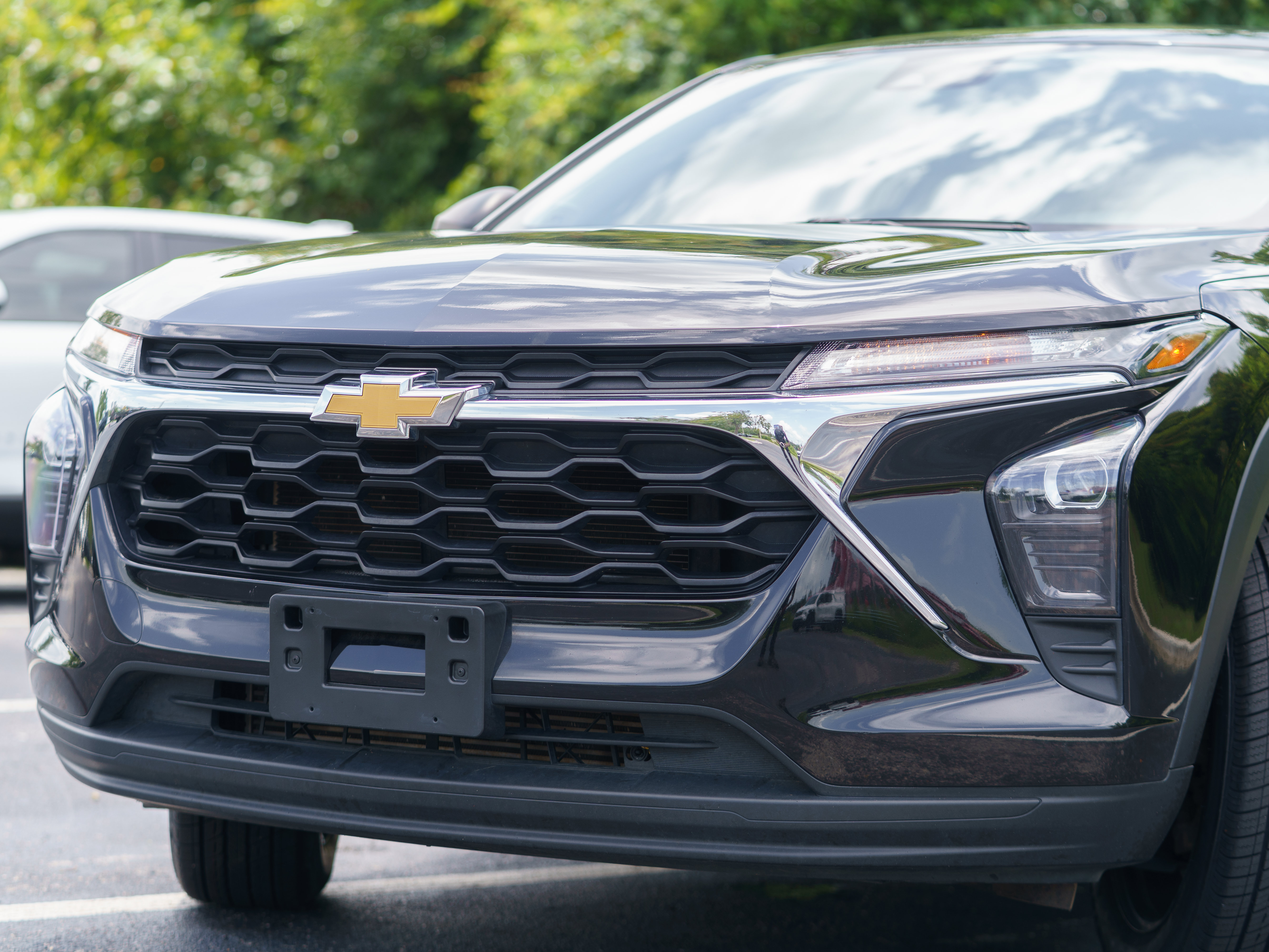 Used 2024 Chevrolet Trax LS FWD image 34