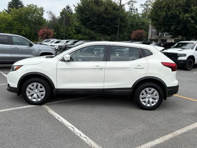 Used 2017 Nissan Rogue Sport S FWD image 4