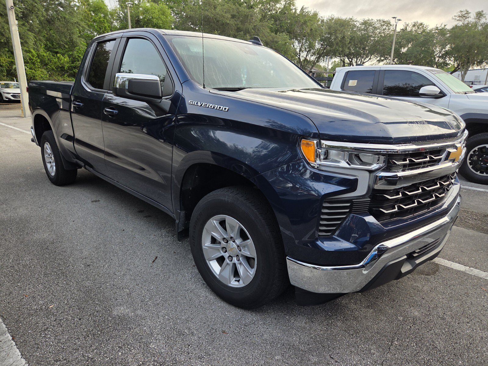 Certified 2023 Chevrolet Silverado 1500 LT RWD image 2