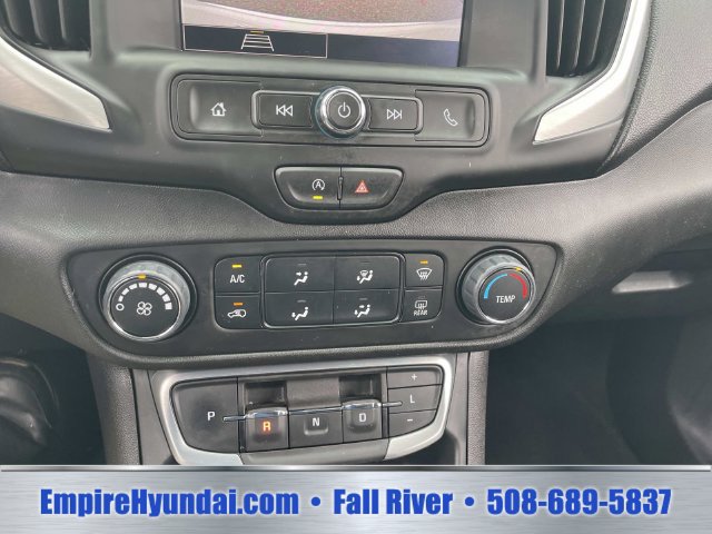 Used 2024 GMC Terrain SLE FWD image 23