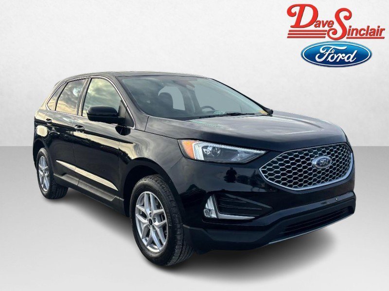 Used 2024 Ford Edge SEL w/ Convenience Package image 4