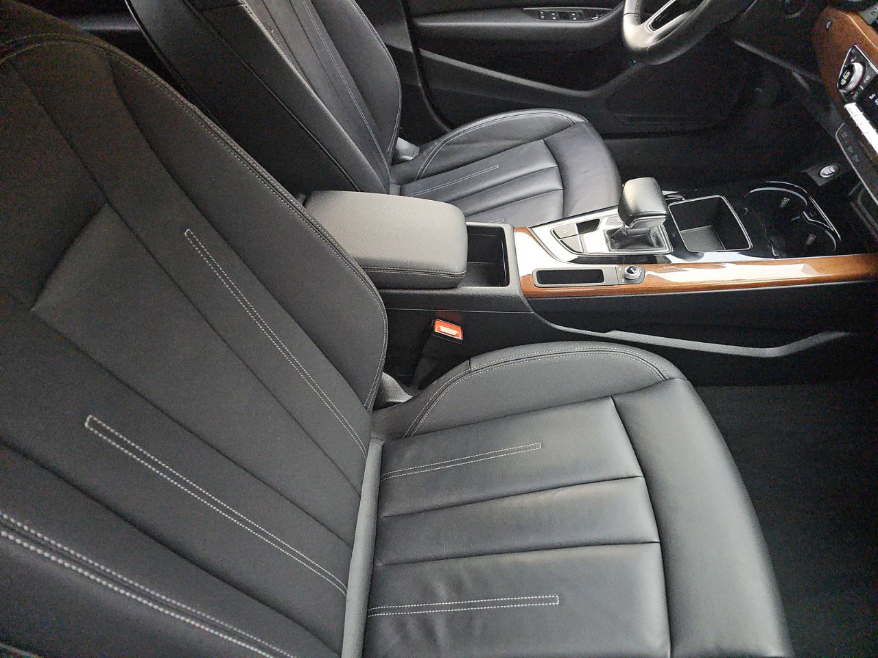 Used 2022 Audi A4 2.0T Premium image 9