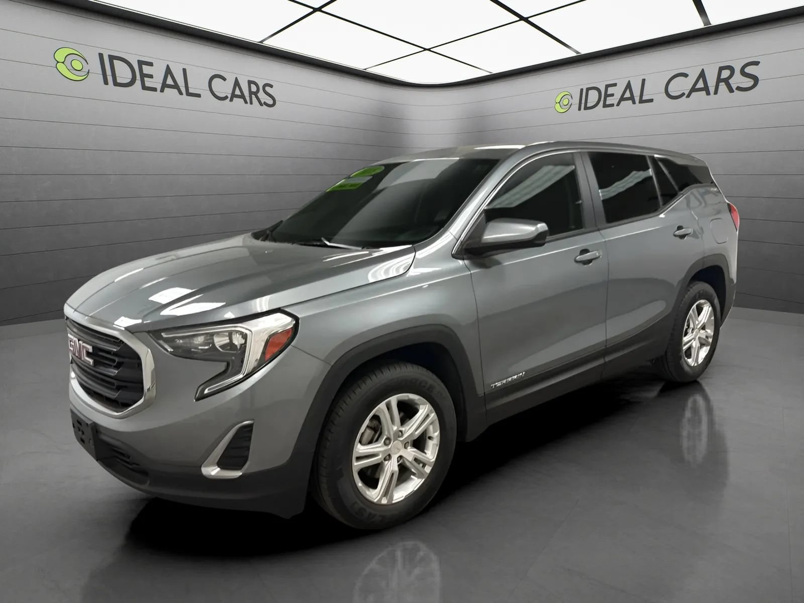 Used 2018 GMC Terrain SLE AWD/4WD image 1