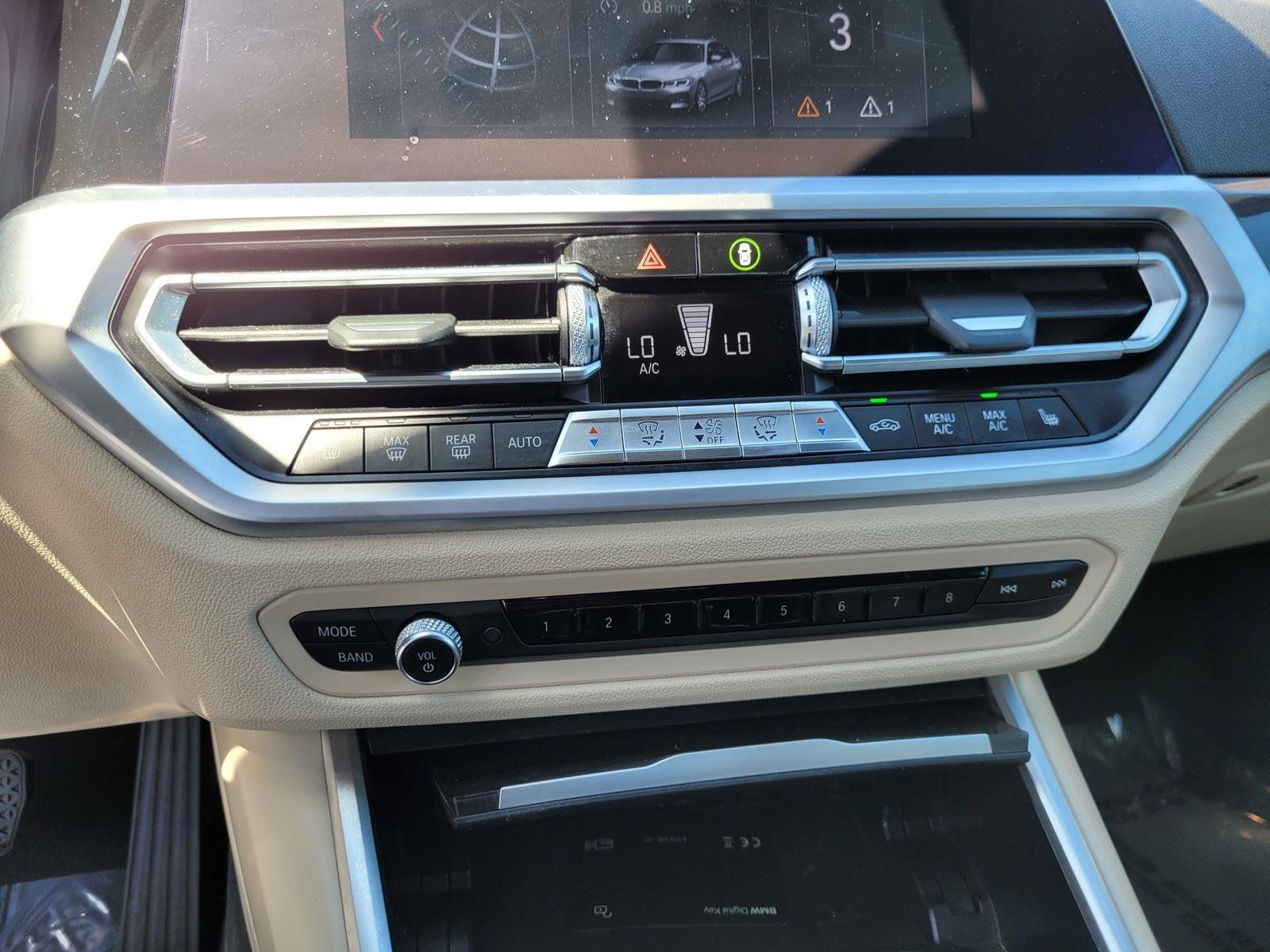 Used 2020 BMW 330i Sedan w/ Convenience Package RWD image 28