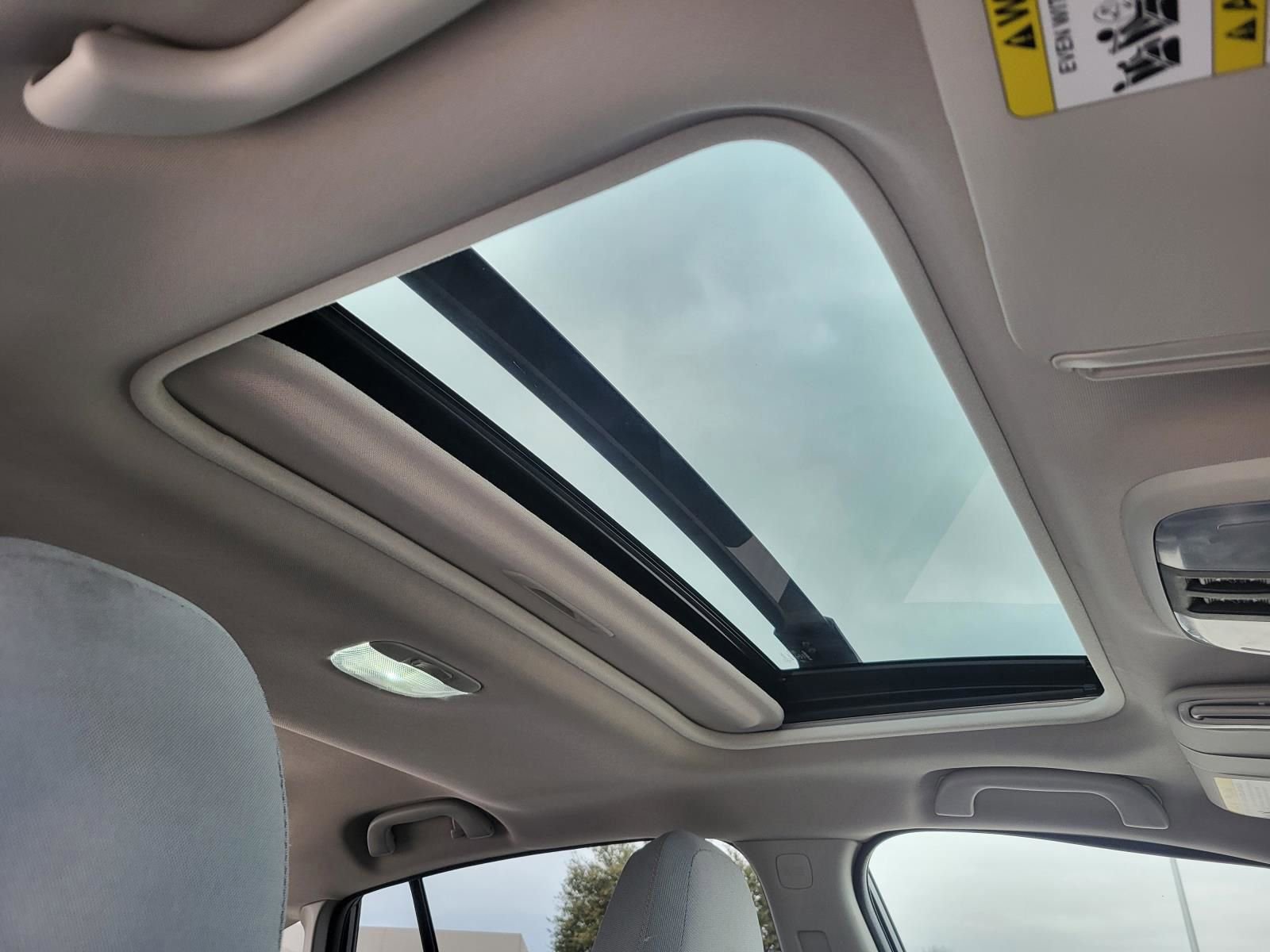 Used 2021 Subaru Crosstrek 2.0i Premium w/ Moonroof Package AWD/4WD image 9