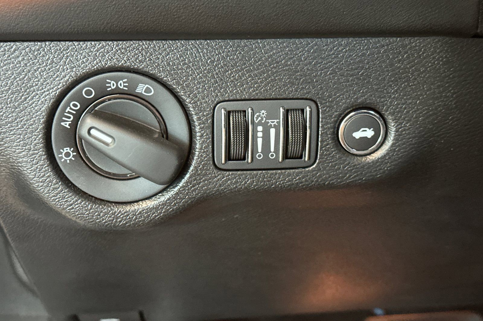 Used 2023 Dodge Challenger SRT Hellcat Redeye image 28