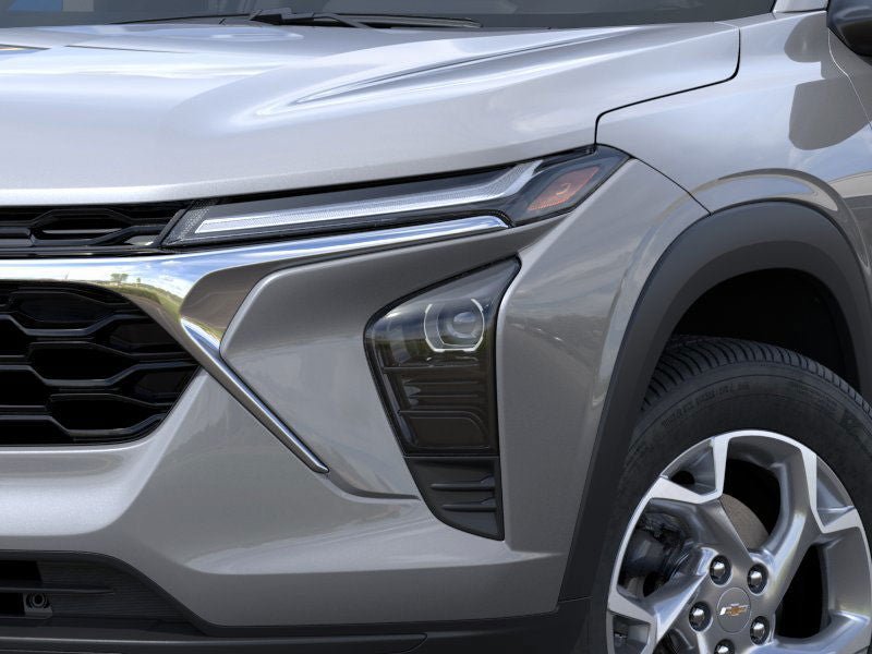 New 2025 Chevrolet Trax LS w/ LS Convenience Package FWD image 10