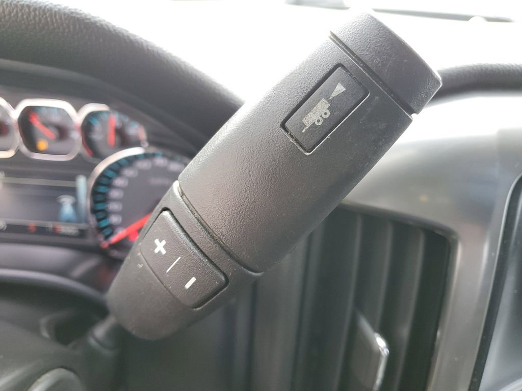 Used 2018 Chevrolet Silverado 1500 LT w/ All Star Edition image 25