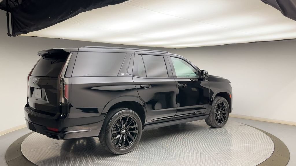 Used 2024 Cadillac Escalade Sport Platinum AWD/4WD image 2