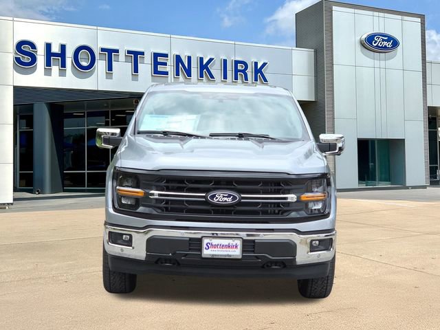 New 2025 Ford F150 XLT w/ Equipment Group 302A MID image 2