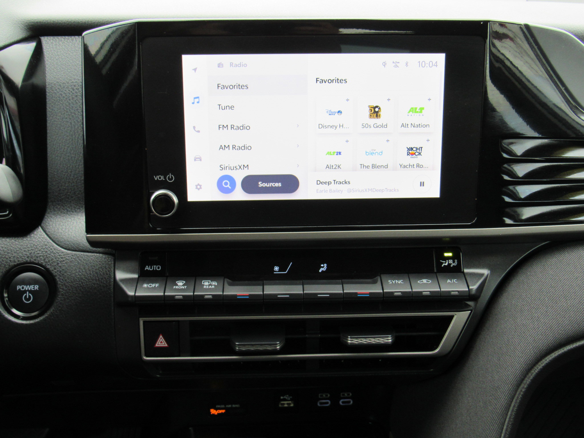Used 2025 Toyota Camry LE FWD image 23