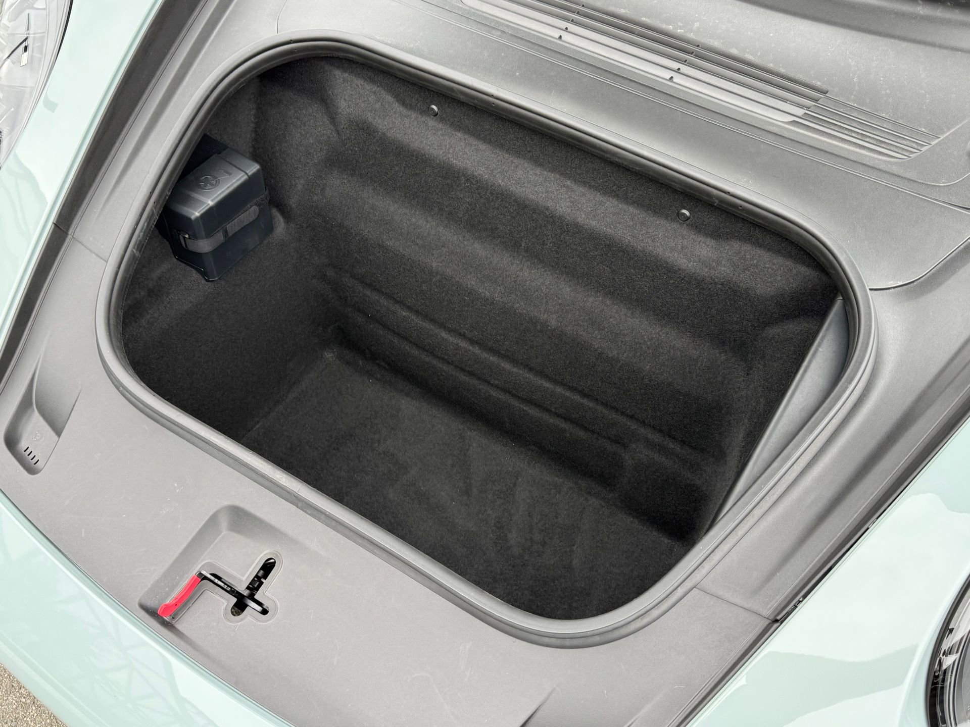 Used 2025 Porsche 911 Carrera image 34