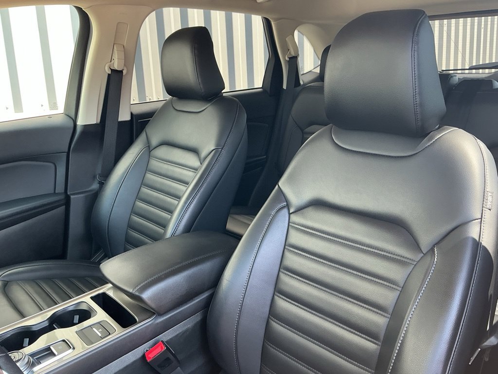 Used 2023 Ford Edge SEL w/ Convenience Package AWD/4WD image 9