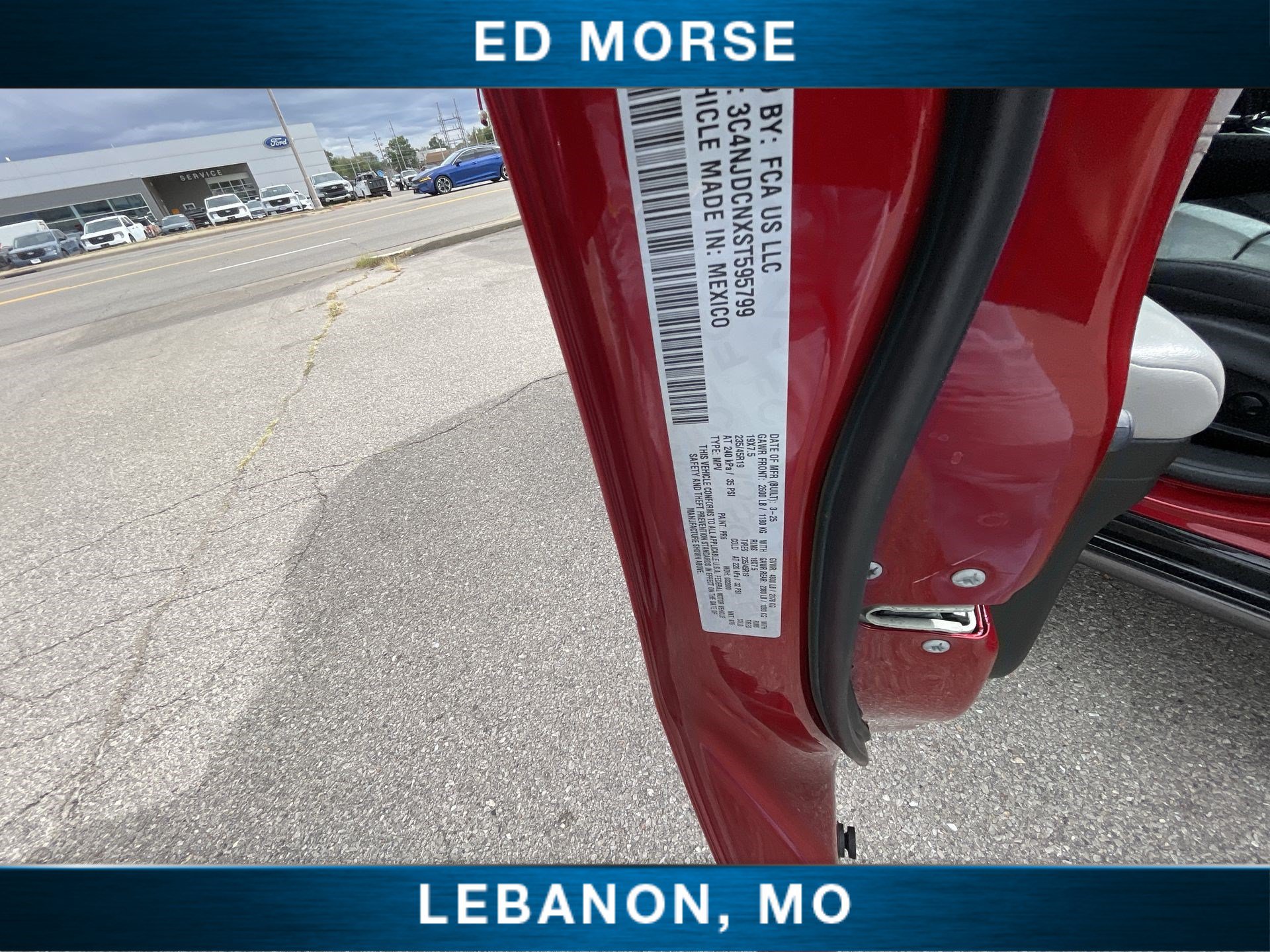 Used 2025 Jeep Compass Limited w/ Elite Group AWD/4WD image 33