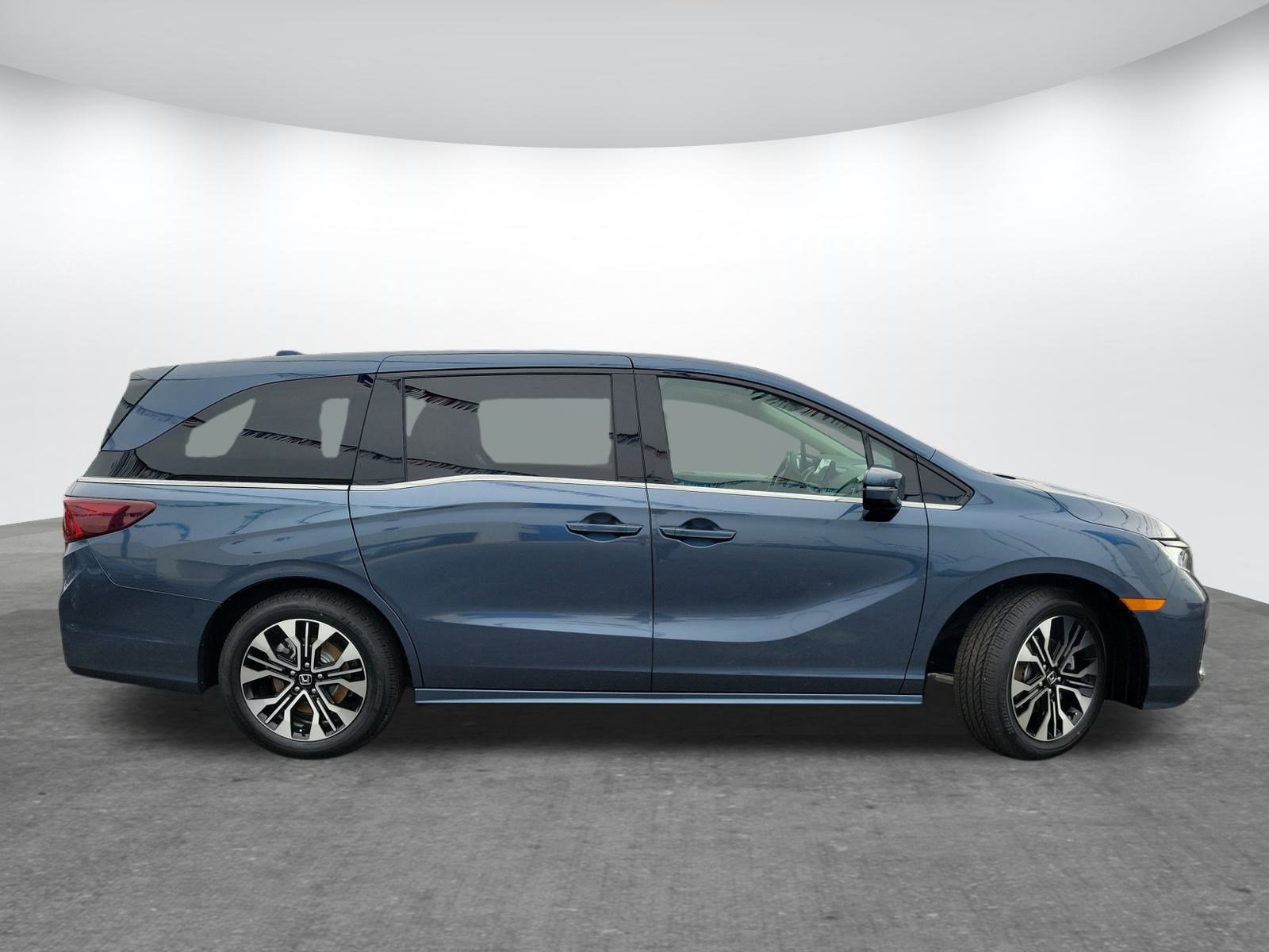 New 2026 Honda Odyssey Elite image 4