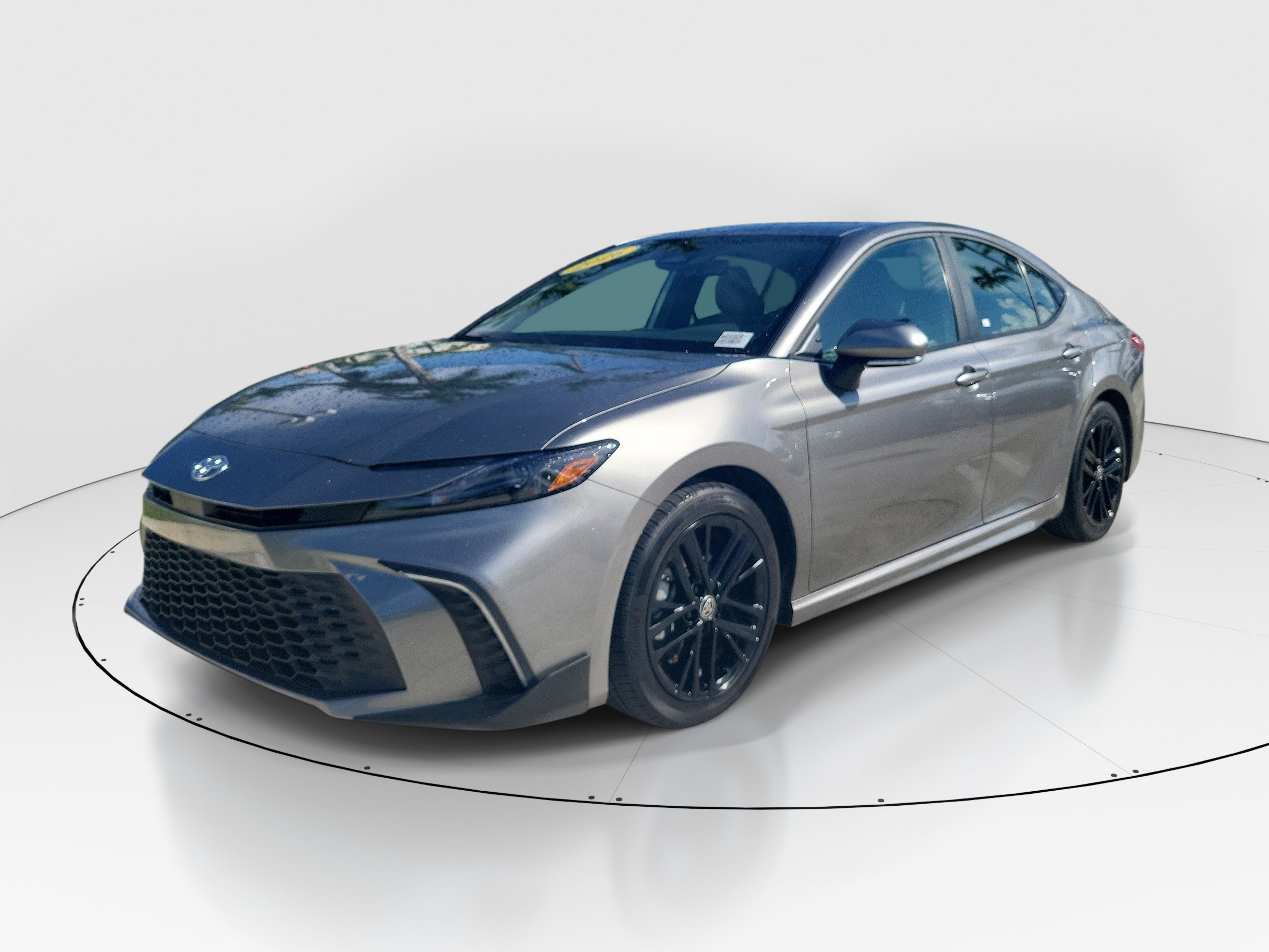 Used 2026 Toyota Camry SE w/ Convenience Package FWD image 3