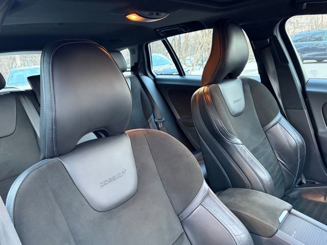 Used 2018 Volvo V60 T6 Polestar image 27