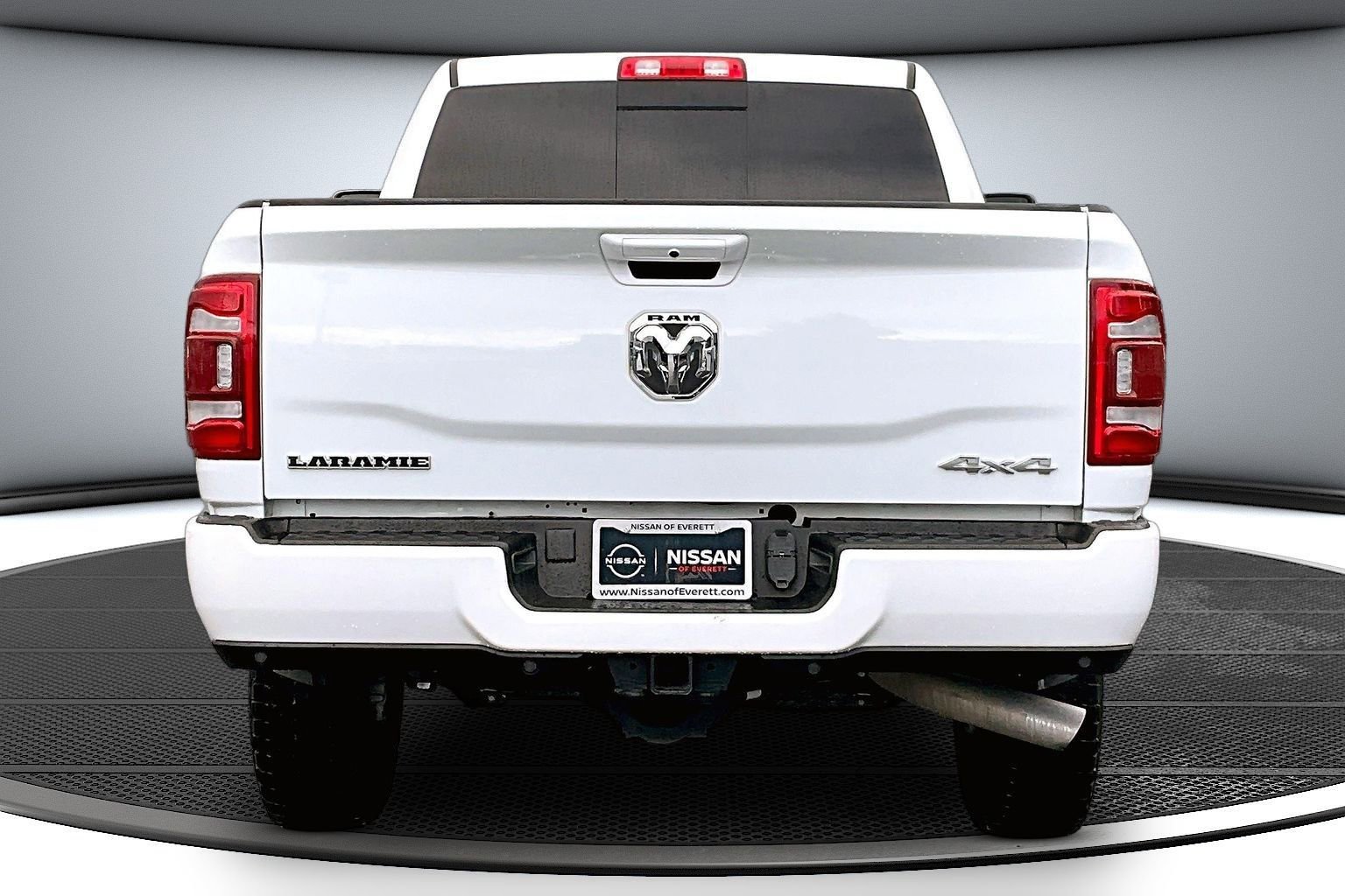 Used 2024 RAM 2500 Laramie AWD/4WD image 5