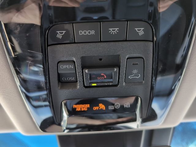 Used 2021 Toyota Venza Limited w/ Advanced Technology Package AWD/4WD image 19