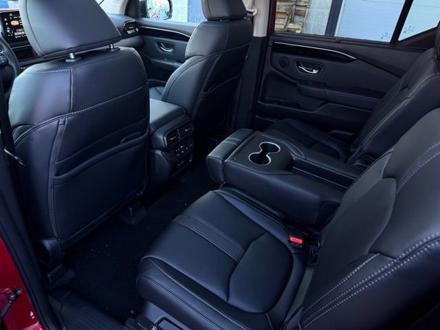 New 2025 Honda Pilot Touring image 21