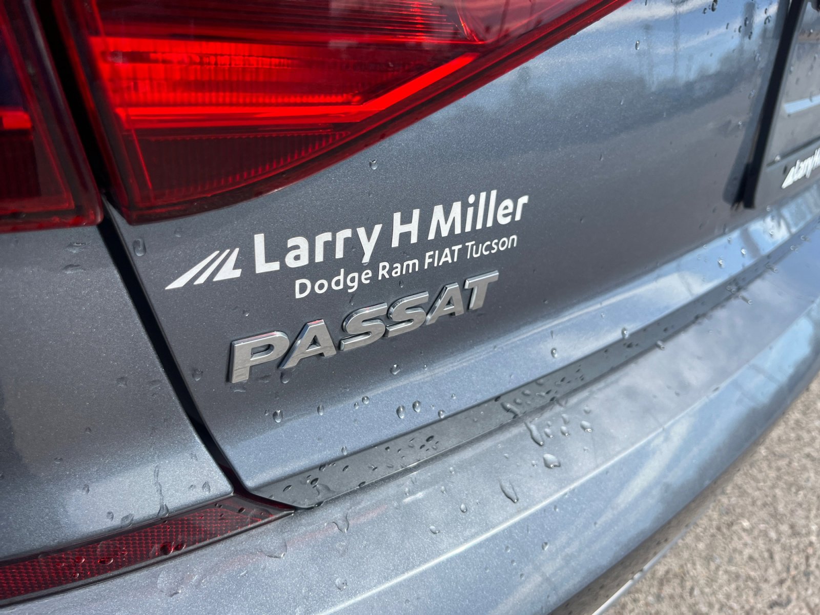 Used 2017 Volkswagen Passat 1.8T S image 24