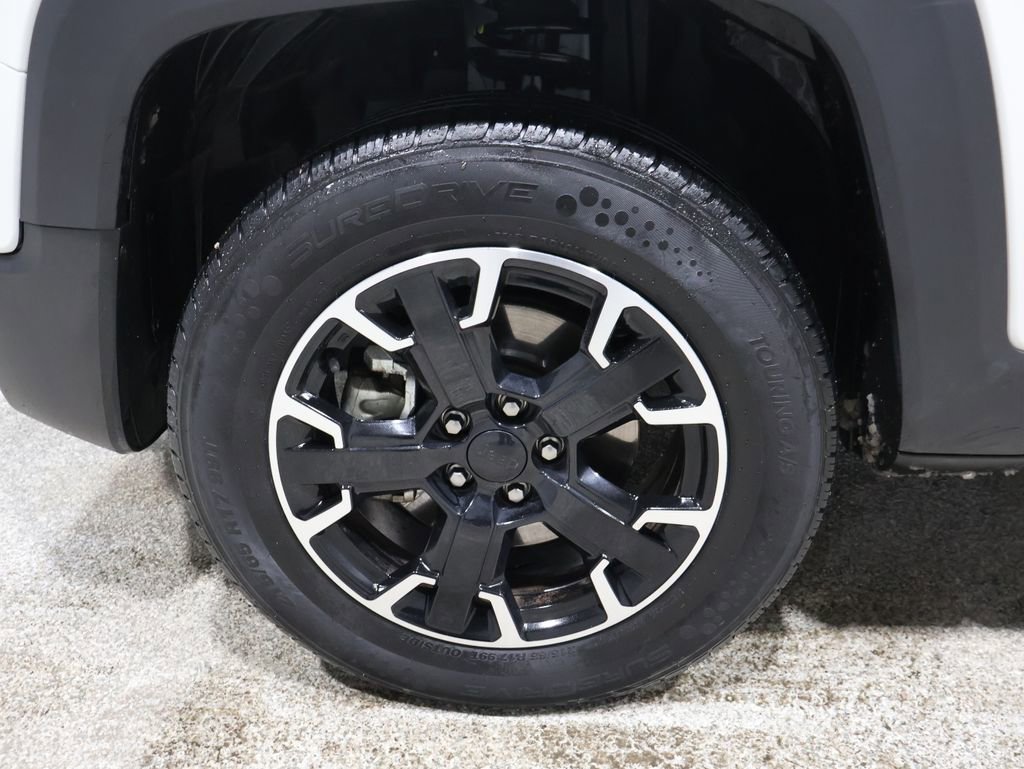 Certified 2023 Jeep Renegade Trailhawk image 9