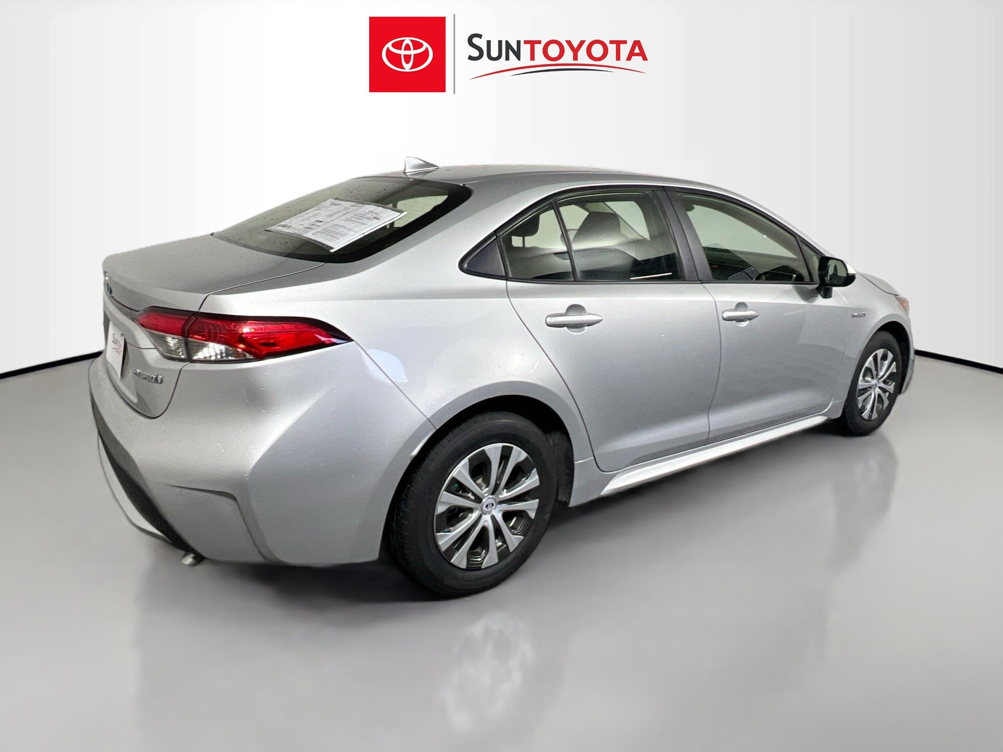 Used 2021 Toyota Corolla LE image 4