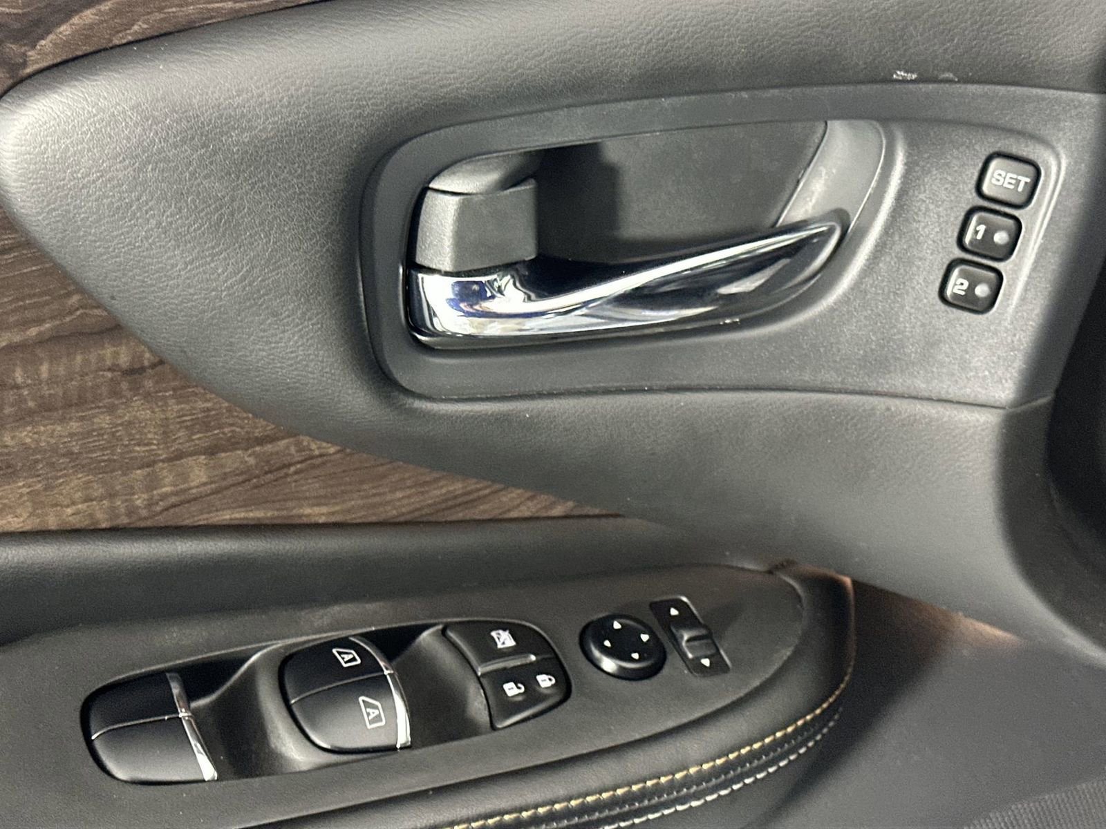 Used 2024 Nissan Murano Platinum w/ Cargo Package image 13