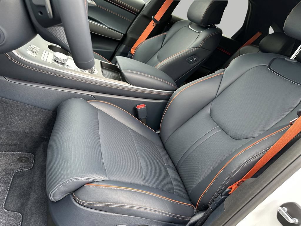 New 2026 Genesis GV70 3.5T Sport Advanced AWD/4WD image 10