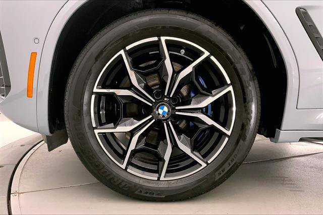 Certified 2024 BMW X4 M40i w/ Premium Package image 8