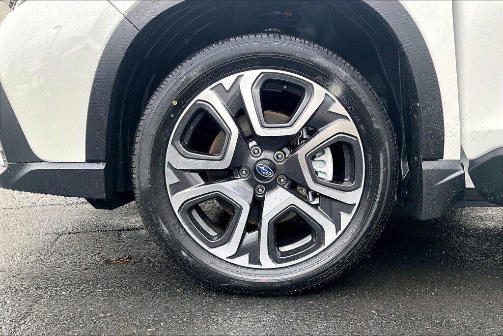 New 2026 Subaru Ascent Limited AWD/4WD image 9