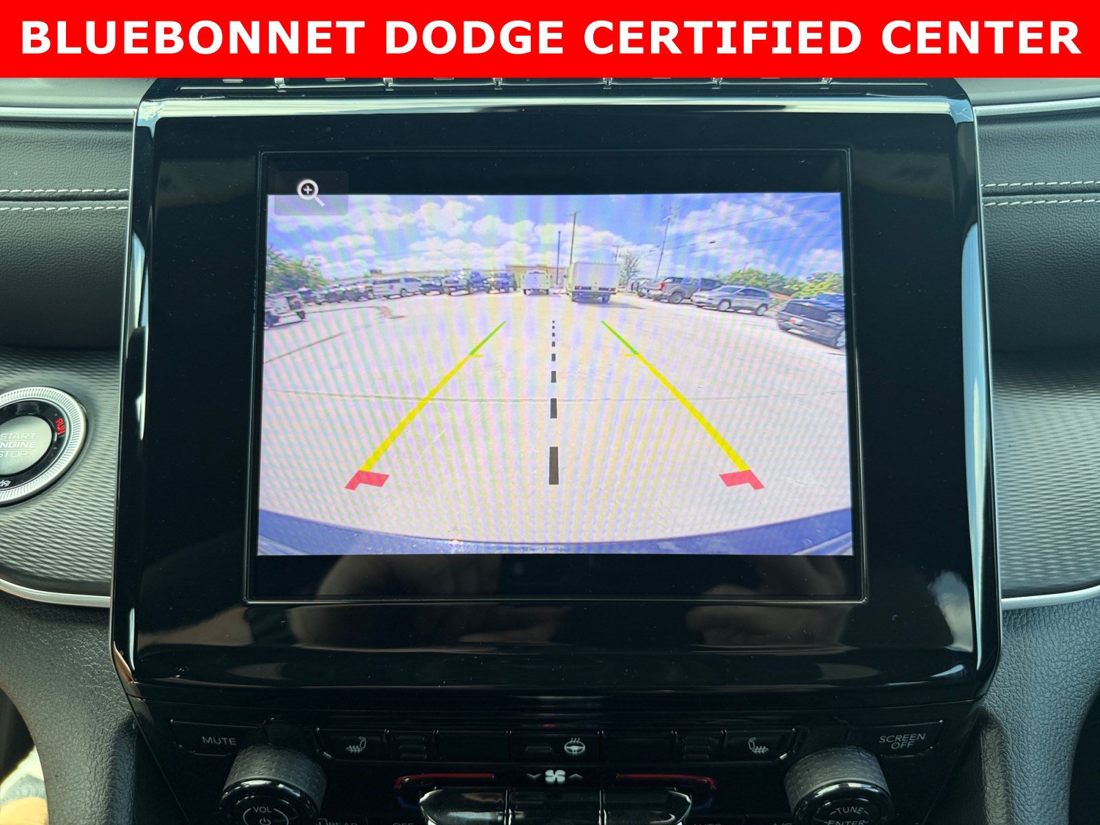 Used 2024 Jeep Grand Cherokee Altitude AWD/4WD image 16