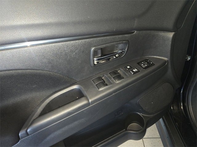 Used 2024 Mitsubishi Outlander Sport ES image 13