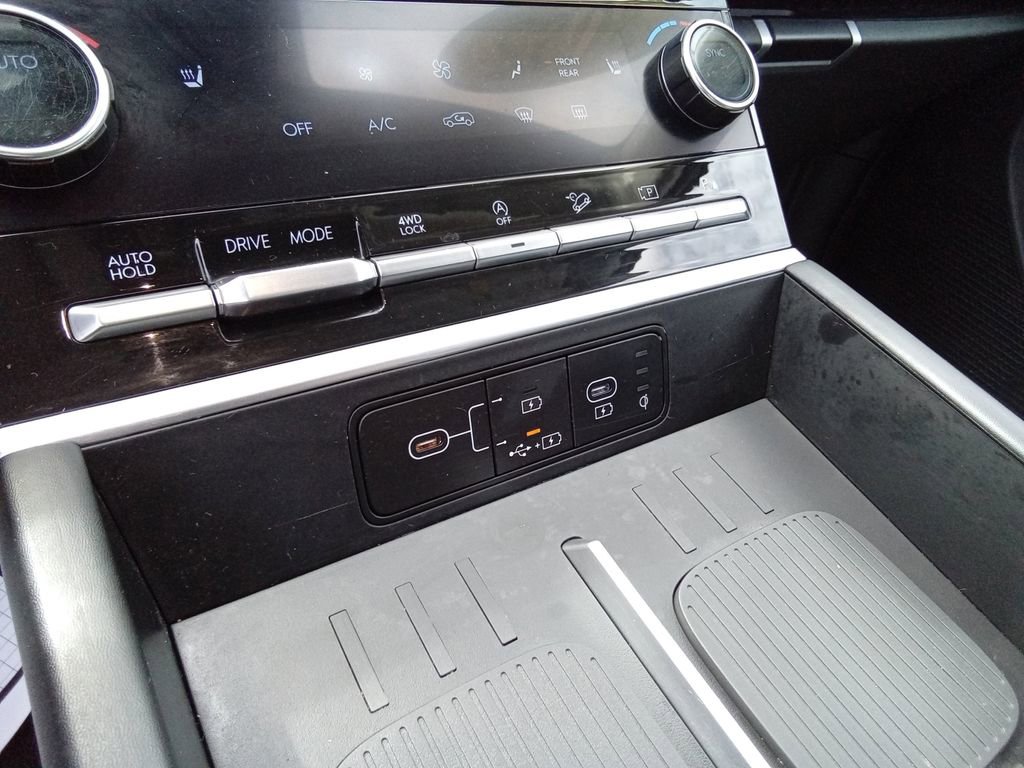 Used 2025 Hyundai Santa Fe XRT image 21