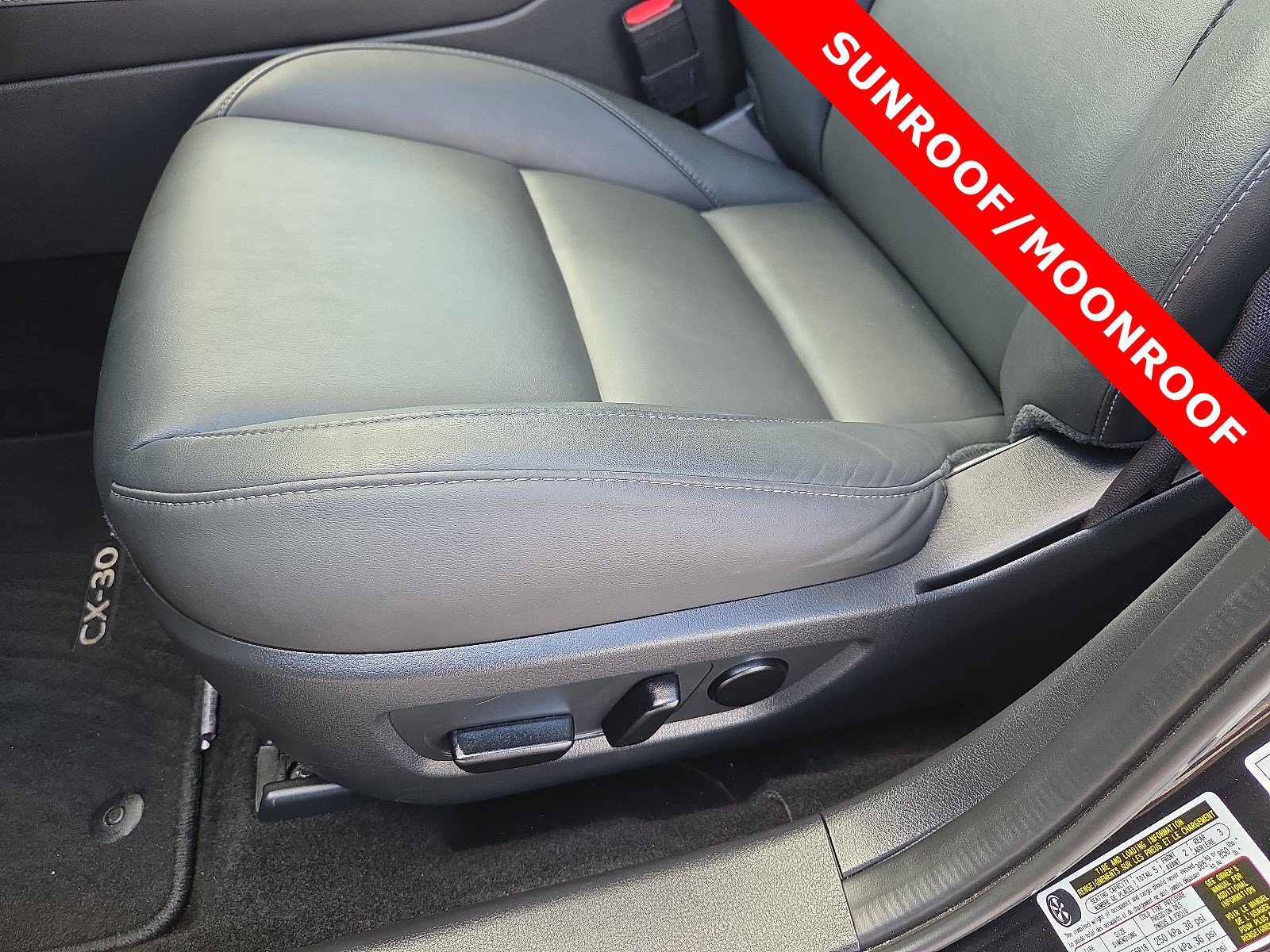 Used 2025 MAZDA CX-30 AWD 2.5 S w/ Preferred Package image 14