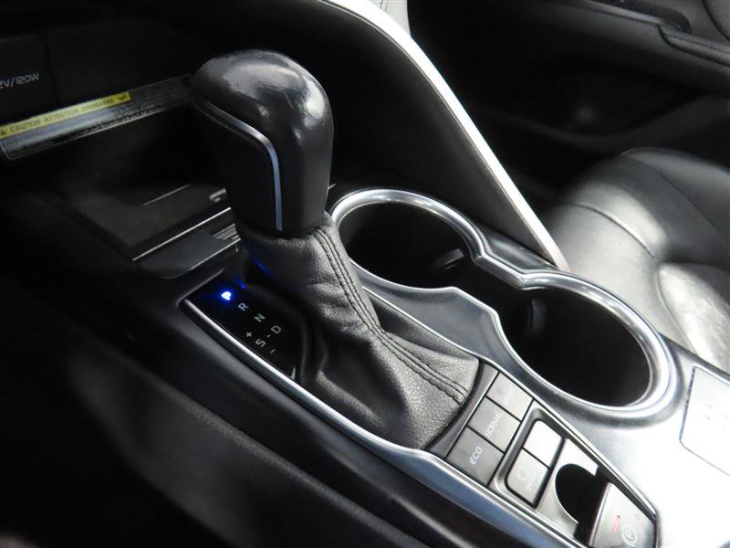 Used 2020 Toyota Camry XLE FWD image 26