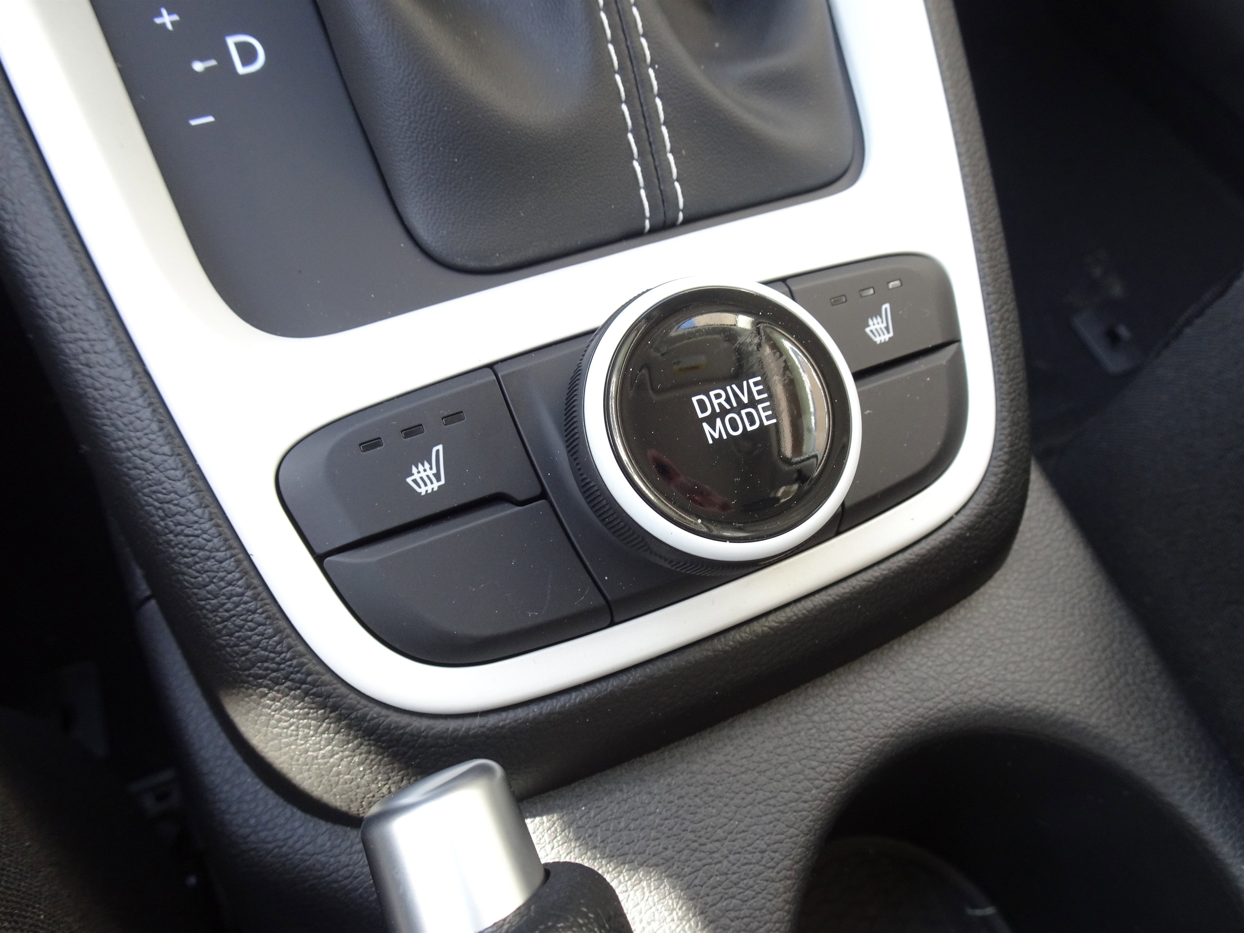 New 2026 Hyundai Venue SEL image 14