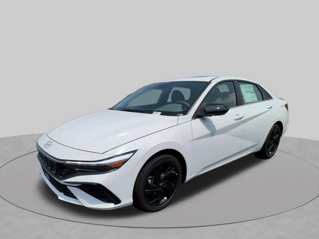 New 2026 Hyundai Elantra SEL Sport Premium FWD image 4