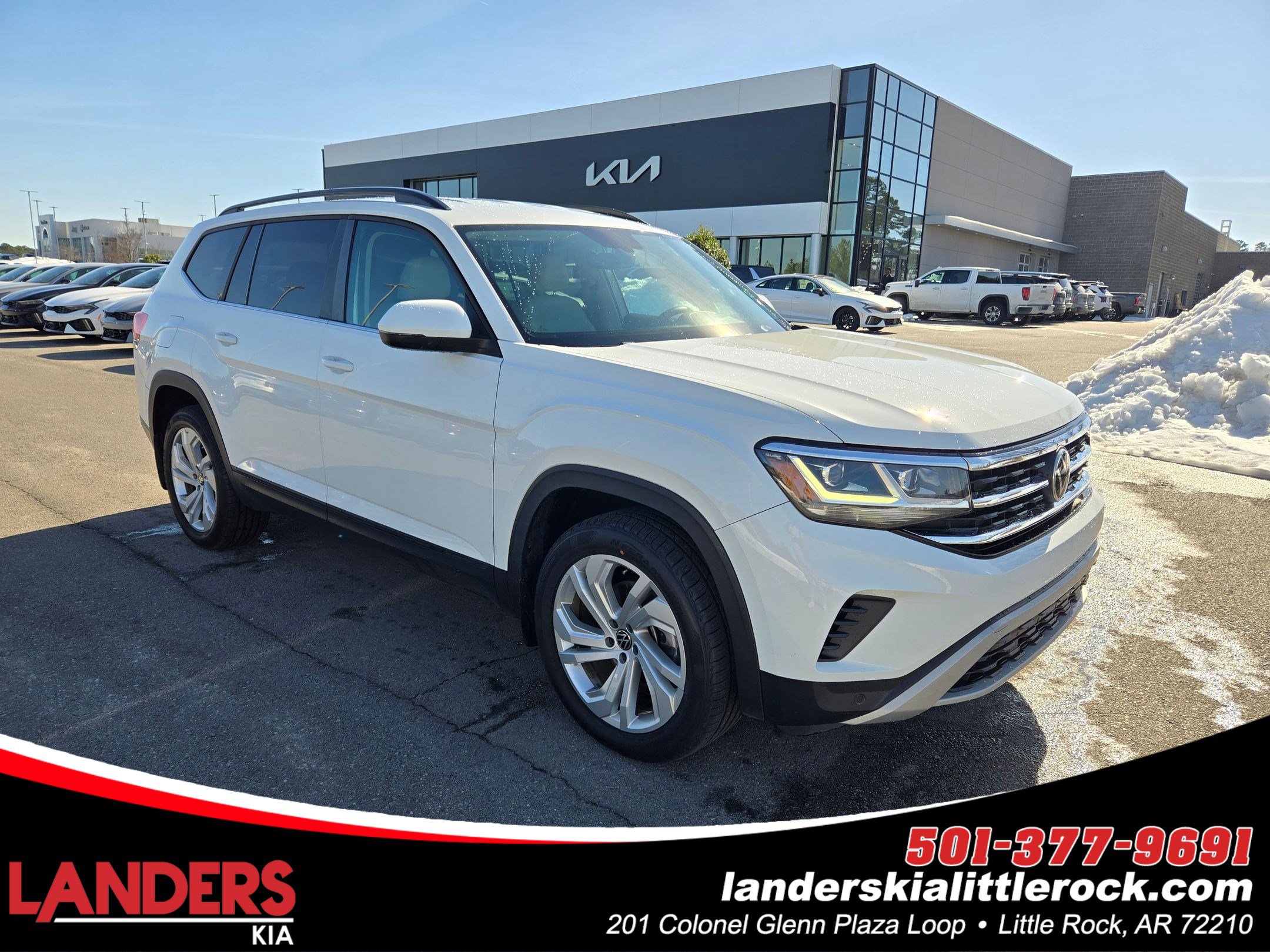 Used 2021 Volkswagen Atlas SE image 1