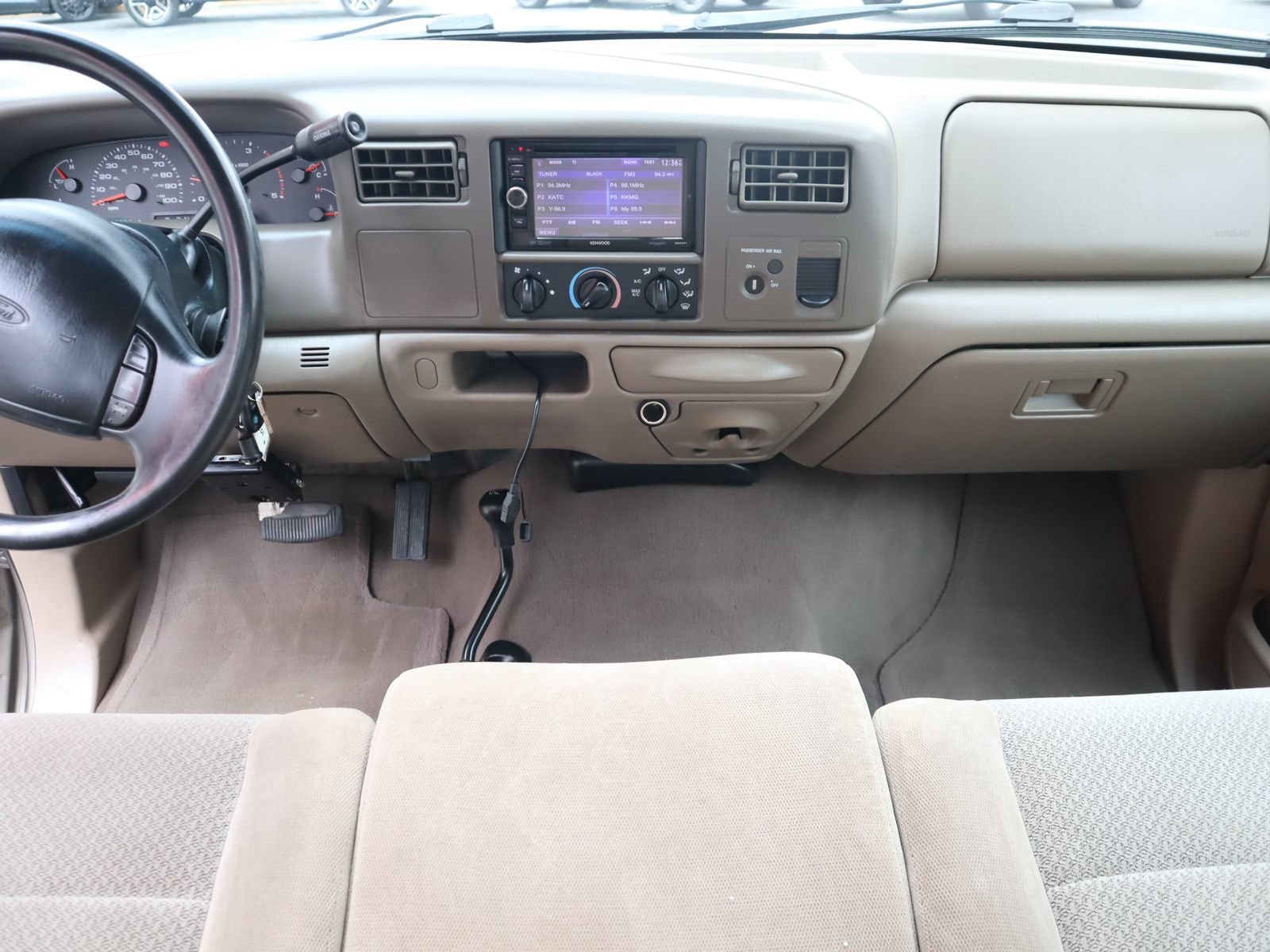 Used 2002 Ford F250 XLT AWD/4WD image 25