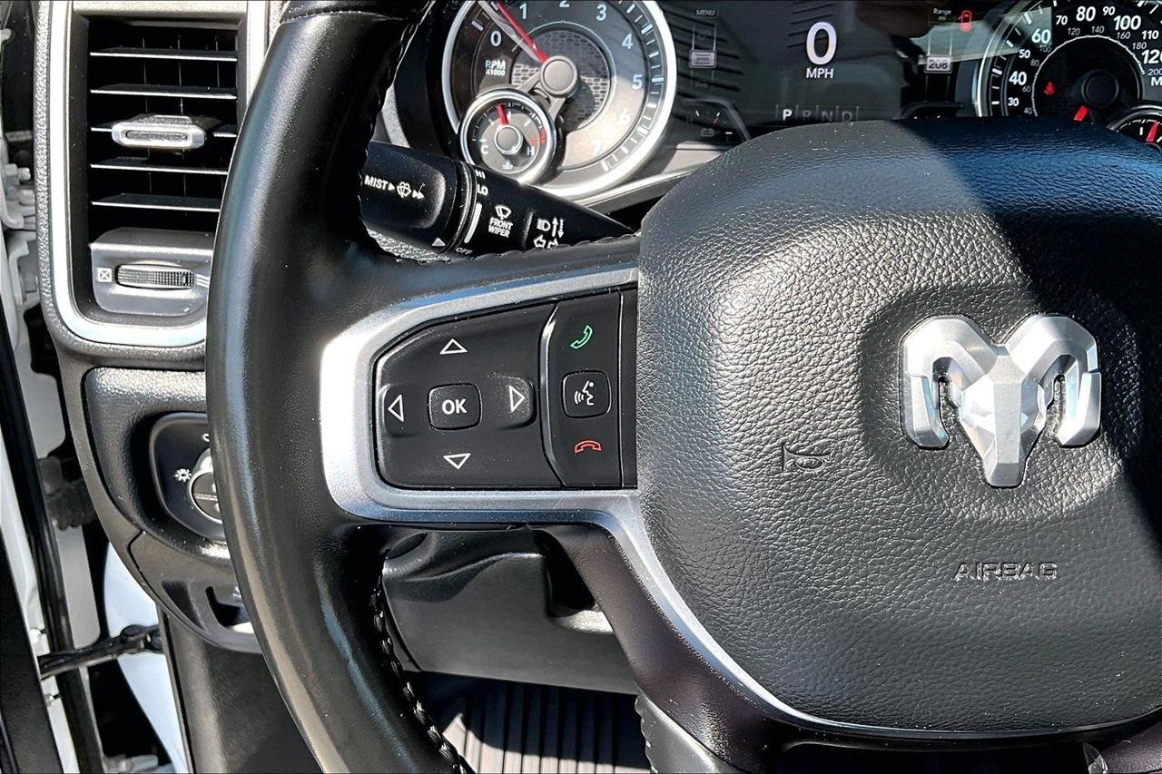 Used 2022 RAM 1500 Laramie AWD/4WD image 12