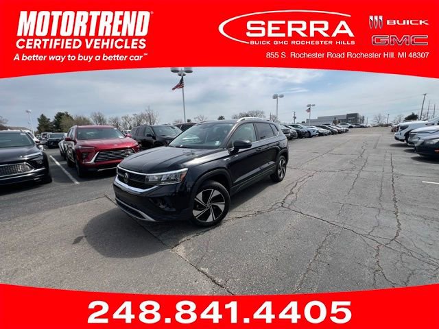 Used 2023 Volkswagen Taos SE w/ Panoramic Sunroof Package AWD/4WD image 1
