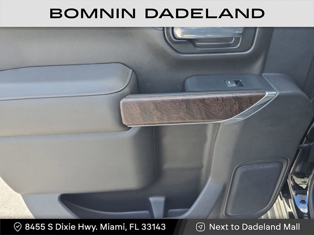 Used 2022 GMC Sierra 3500 Denali w/ Denali Ultimate Package image 13