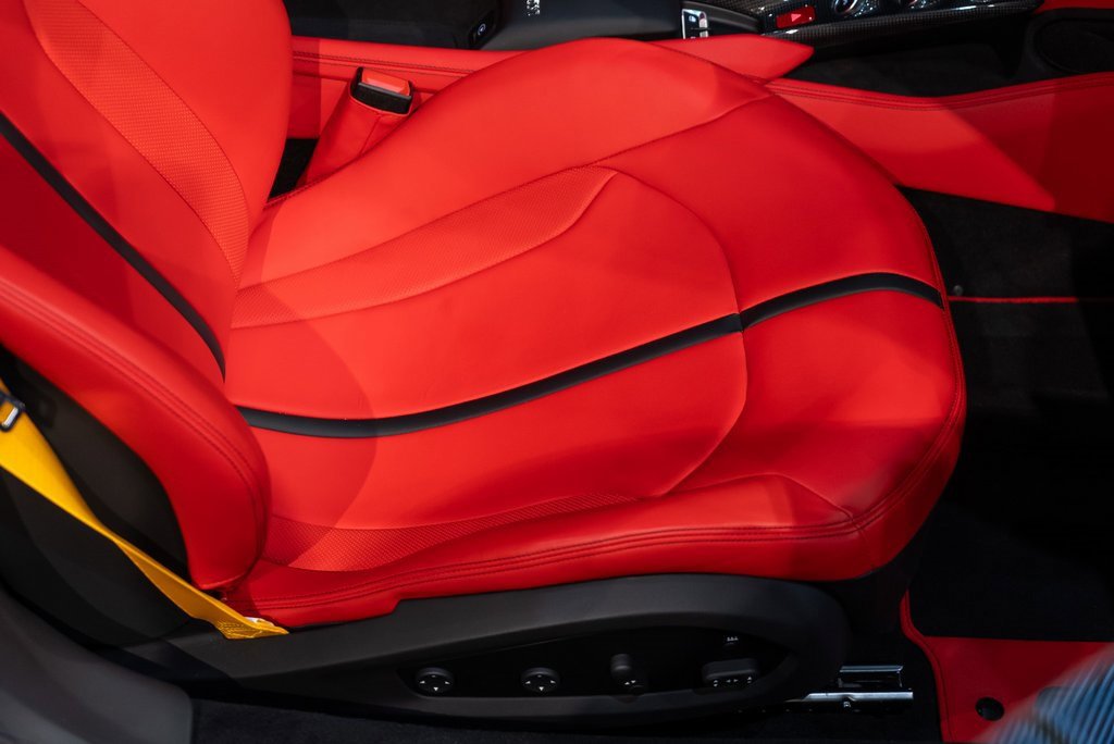 Certified 2022 Ferrari F8 Tributo image 40
