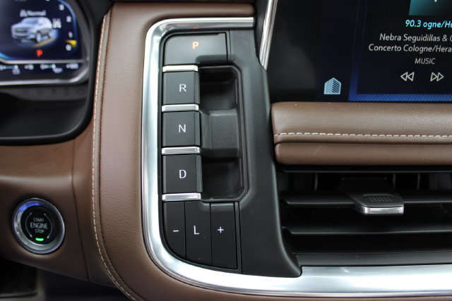 Used 2022 Chevrolet Tahoe High Country w/ Max Trailering Package AWD/4WD image 23