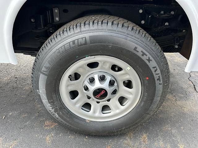 New 2024 GMC Sierra 3500 Pro w/ Convenience Package image 26